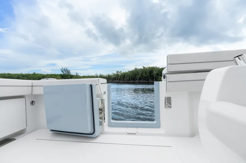Slide: The Image of Valhalla Boatworks V-46 2027 - 7404834