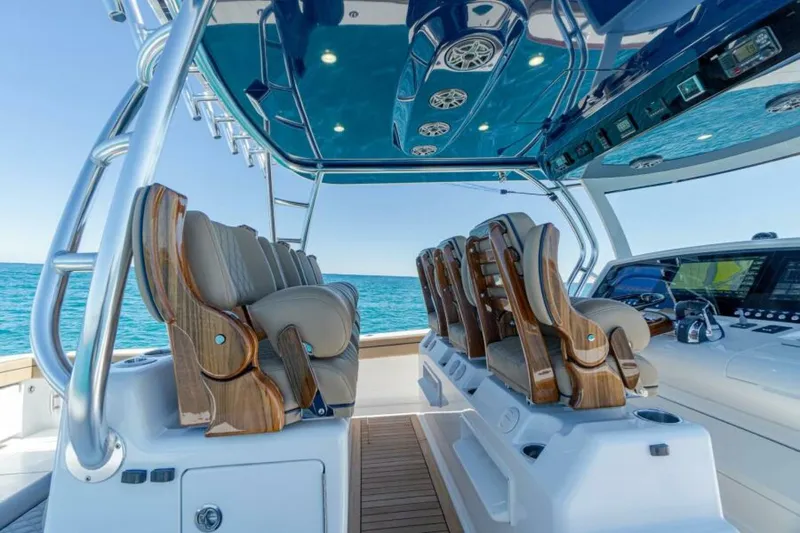 Slide: The Image of Valhalla Boatworks V-46 2026 - 5606967