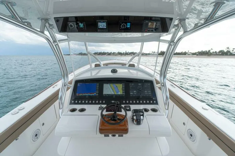 Slide: The Image of Valhalla Boatworks V-41 2026 - 5607001