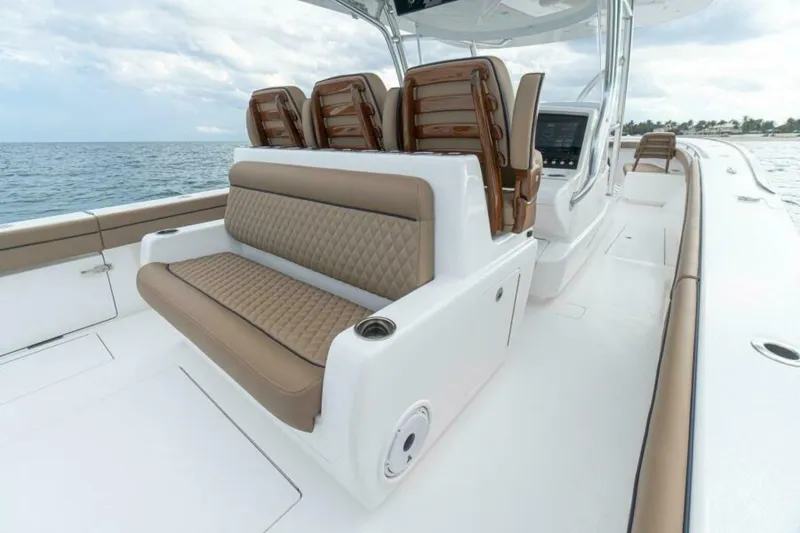 Slide: The Image of Valhalla Boatworks V-41 2026 - 5607011