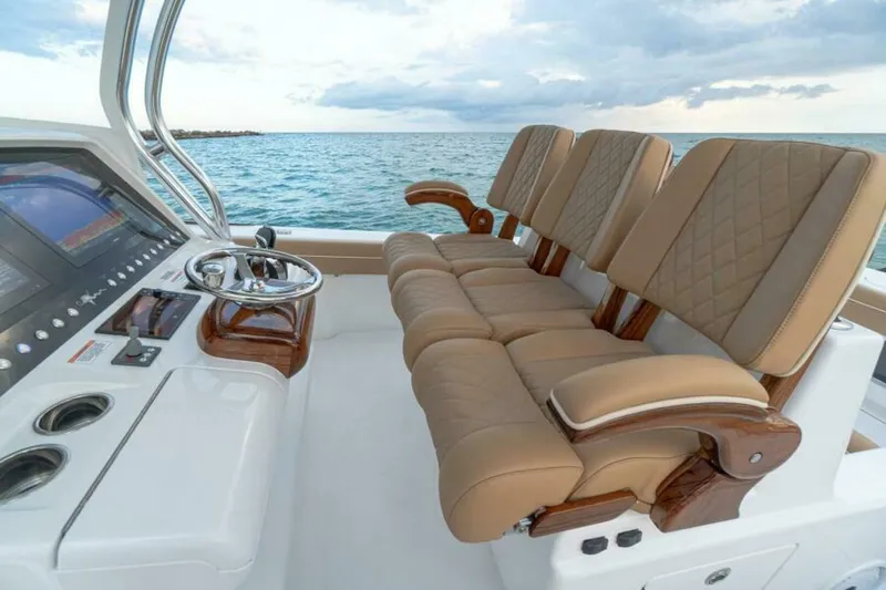 Slide: The Image of Valhalla Boatworks V-37 2026 - 5607035