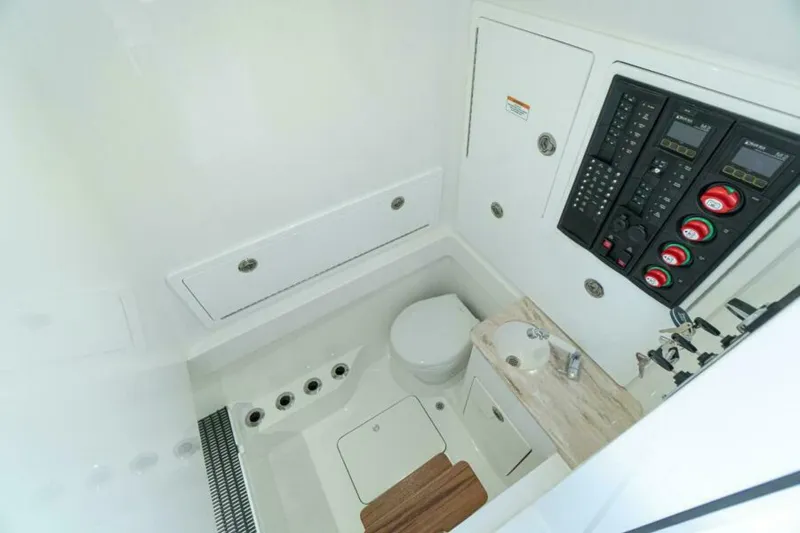 Slide: The Image of Valhalla Boatworks V-37 2026 - 5607036