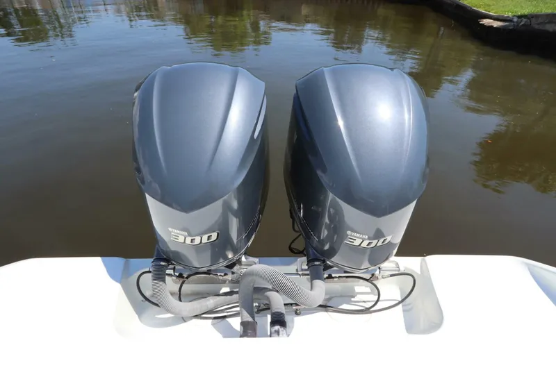 Slide: The Image of Yellowfin Offshore 2013 - 5616965