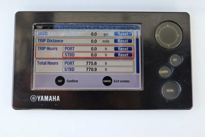 Slide: The Image of Yellowfin Offshore 2013 - 5616990