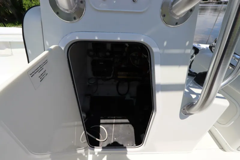 Slide: The Image of Yellowfin Offshore 2013 - 5617008