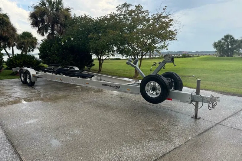 Slide: The Image of Yellowfin Offshore 2013 - 5617015