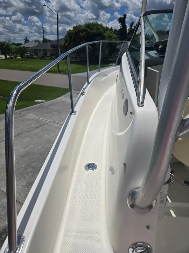 Slide: The Image of Trophy 23 2005 - 5607715