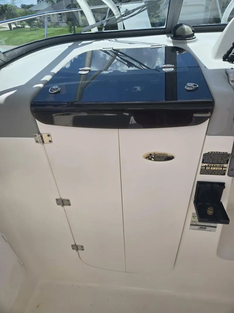 Slide: The Image of Trophy 23 2005 - 5607695