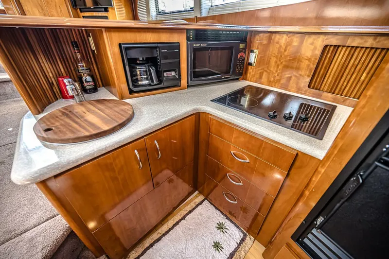 Slide: The Image of Carver 444 Cockpit Motor Yacht 2003 - 5607816