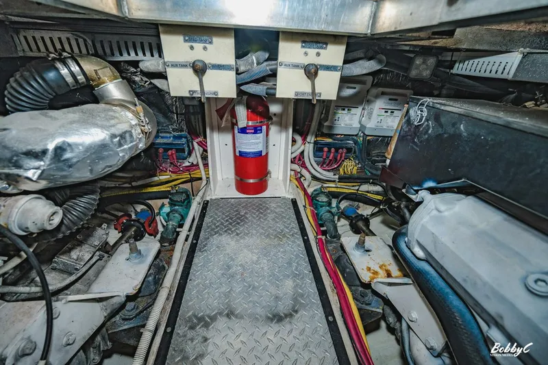 Slide: The Image of Carver 444 Cockpit Motor Yacht 2003 - 5607829