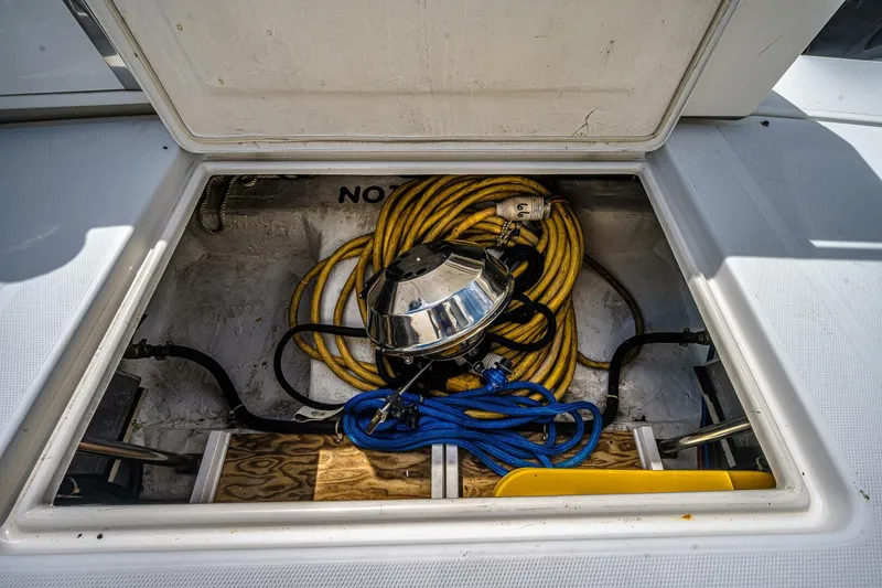 Slide: The Image of Carver 444 Cockpit Motor Yacht 2003 - 5607847