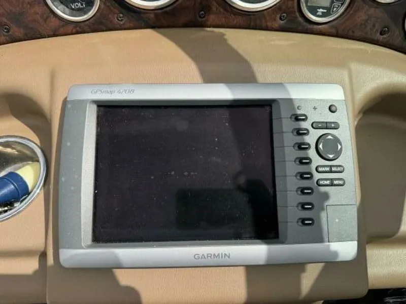 Slide: The Image of Crownline Boats 264 CR 2011 - 5607939