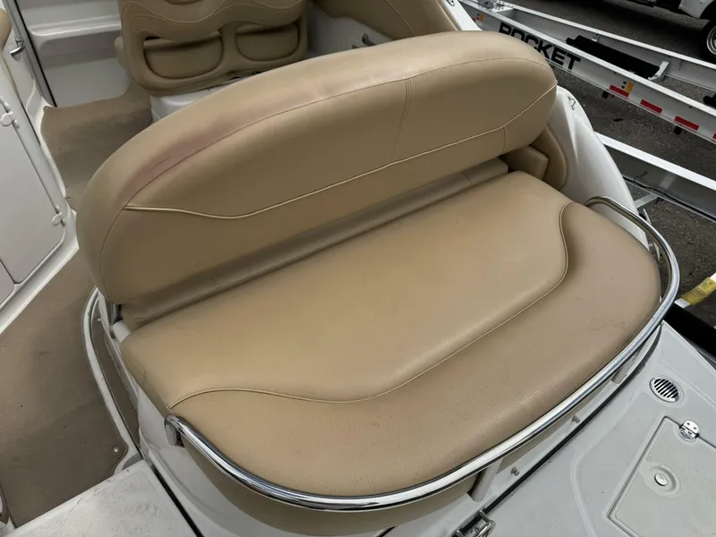 Slide: The Image of Crownline Boats 264 CR 2011 - 5607936