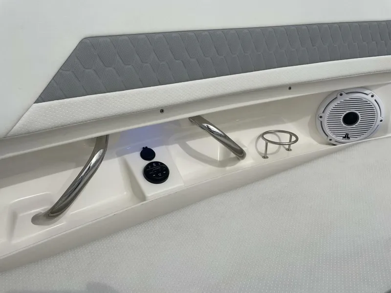 Slide: The Image of Pursuit DC 326 2022 - 5608252