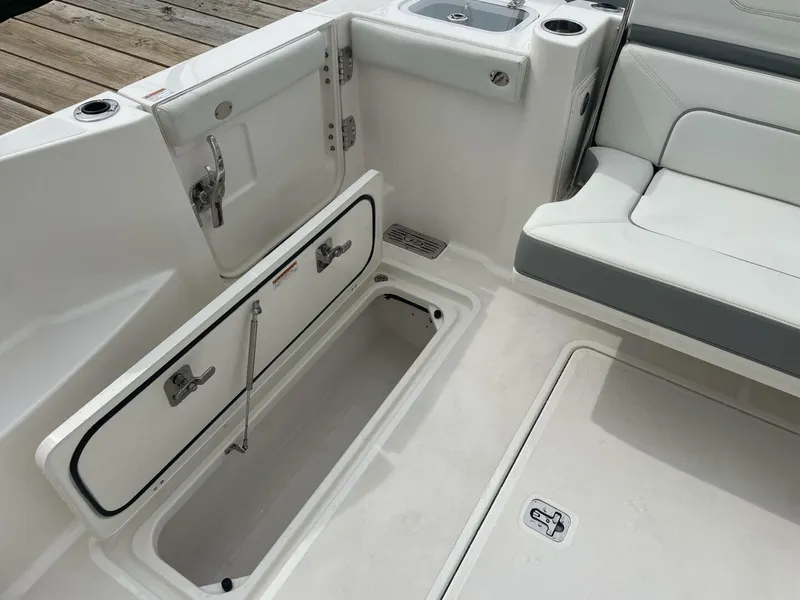 Slide: The Image of Pursuit DC 326 2022 - 5608261