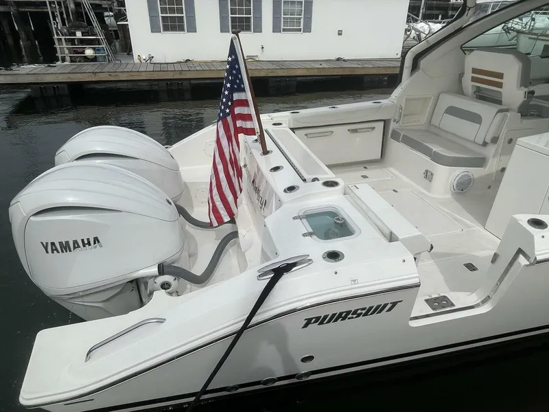 Slide: The Image of Pursuit DC 326 2022 - 5608291