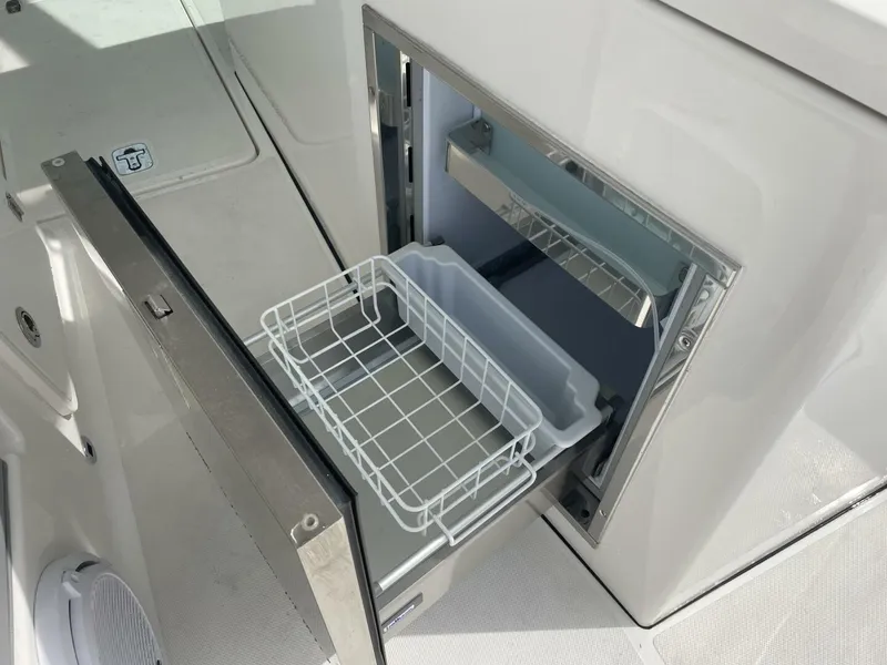 Slide: The Image of Pursuit DC 326 2022 - 5608306