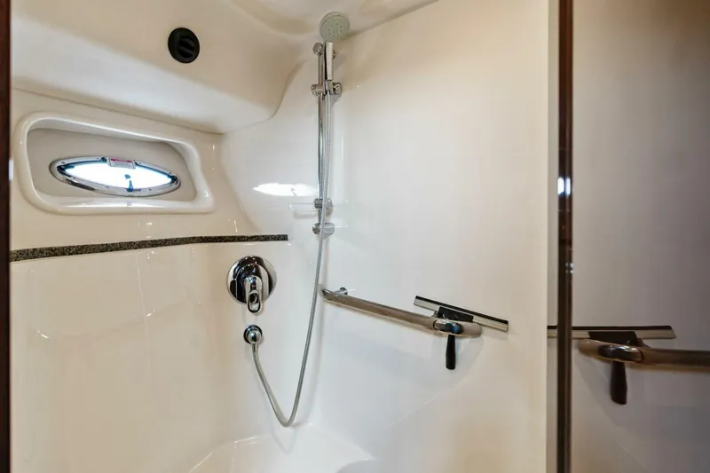 Slide: The Image of Sea Ray 58 Sedan Bridge 2007 - 5608322