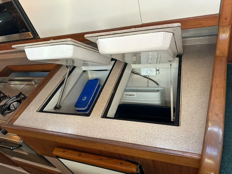 Slide: The Image of Catalina 38 1997 - 5669829