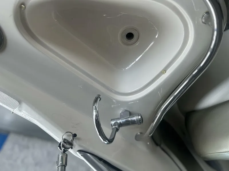 Slide: The Image of Sea Ray 24 2006 - 5609447