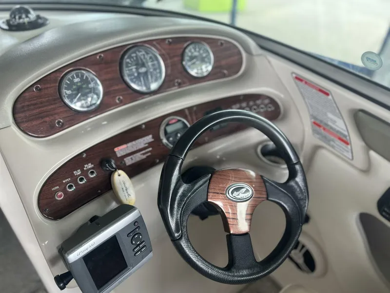 Slide: The Image of Sea Ray 24 2006 - 5609453