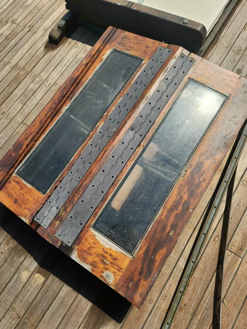 Slide: The Image of Custom Geerd Hendel Raised-Deck Cutter 1959 - 5609819