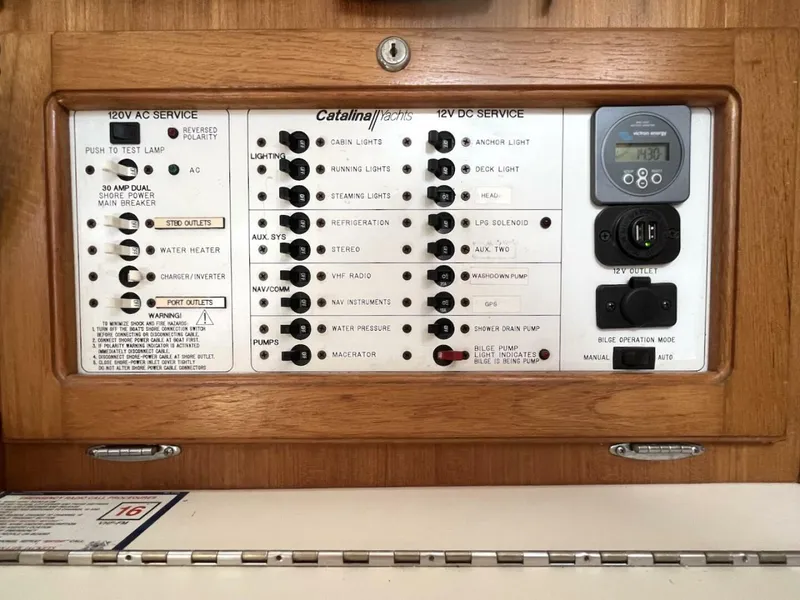 Slide: The Image of Catalina 36 MkII 2000 - 5611314