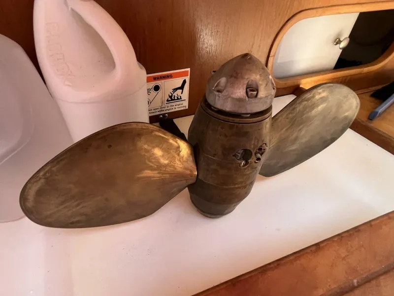 Slide: The Image of Catalina 36 MkII 2000 - 5611316