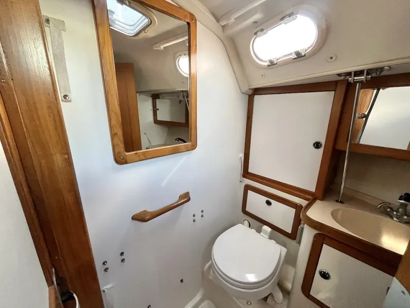 Slide: The Image of Catalina 36 MkII 2000 - 5611322