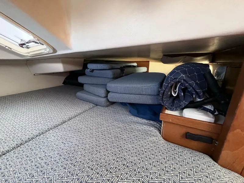 Slide: The Image of Catalina 36 MkII 2000 - 5611326