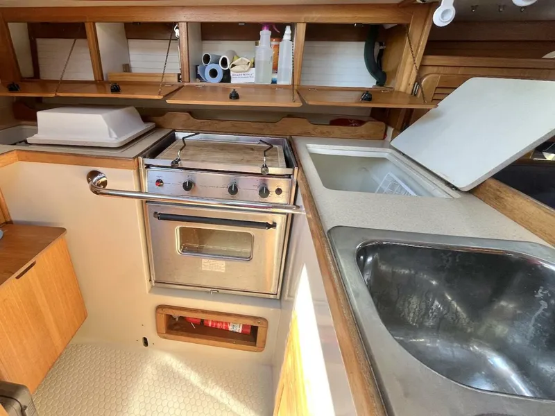 Slide: The Image of Catalina 36 MkII 2000 - 5611327