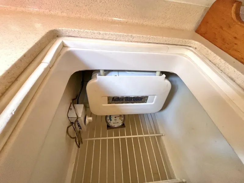 Slide: The Image of Catalina 36 MkII 2000 - 5611328