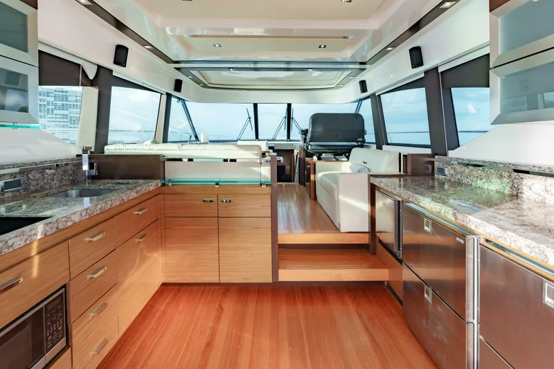 Slide: The Image of Tiara C53 Coupe 2017 - 5610340