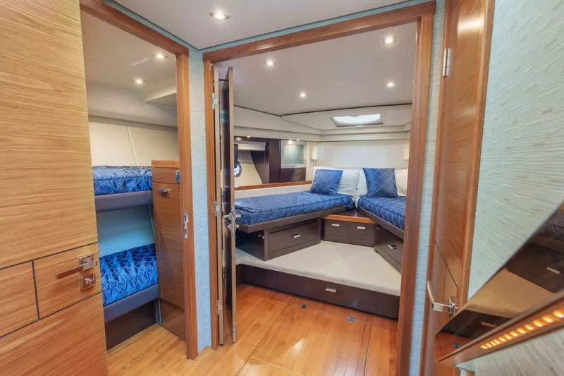 Slide: The Image of Tiara C53 Coupe 2017 - 5610348