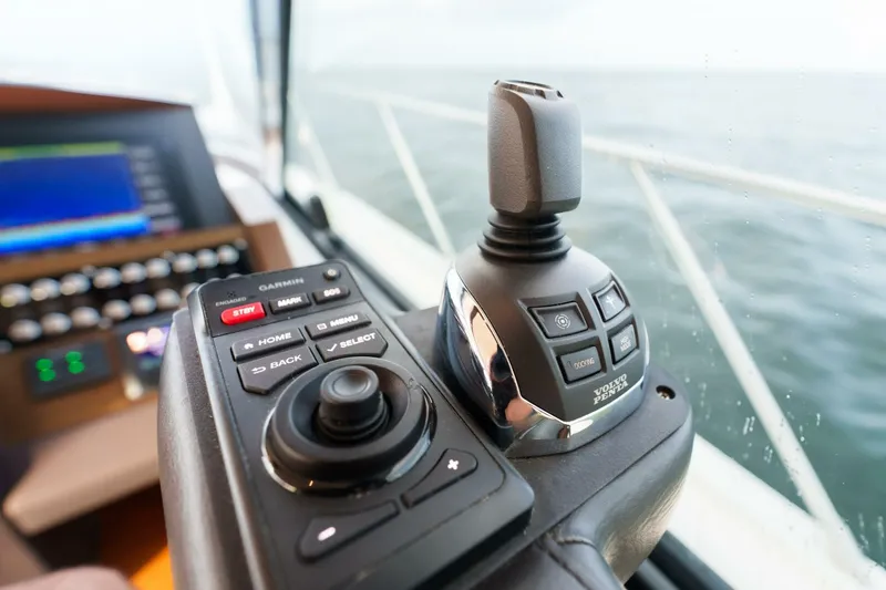 Slide: The Image of Tiara C53 Coupe 2017 - 5610367