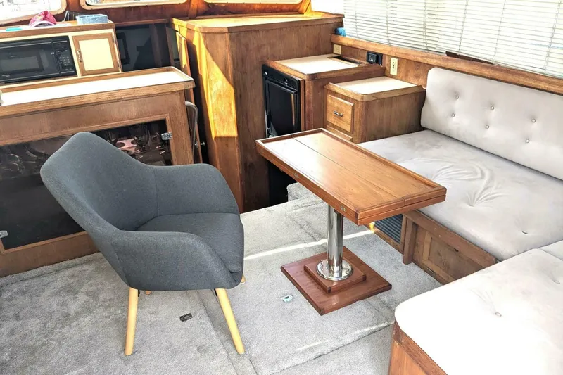 Slide: The Image of Cape Dory 36 Flybridge Sedan Fast Trawler 1988 - 5611084