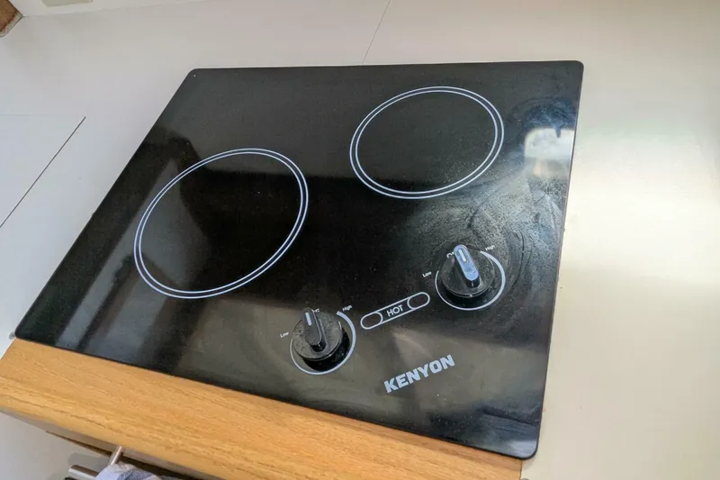 Slide: The Image of Cape Dory 36 Flybridge Sedan Fast Trawler 1988 - 5611097