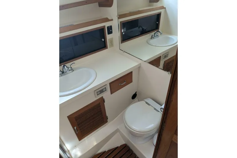 Slide: The Image of Cape Dory 36 Flybridge Sedan Fast Trawler 1988 - 5611105