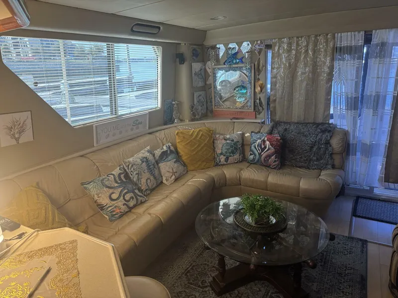 Slide: The Image of Sea Ray 550 Sedan Bridge 1998 - 5636975