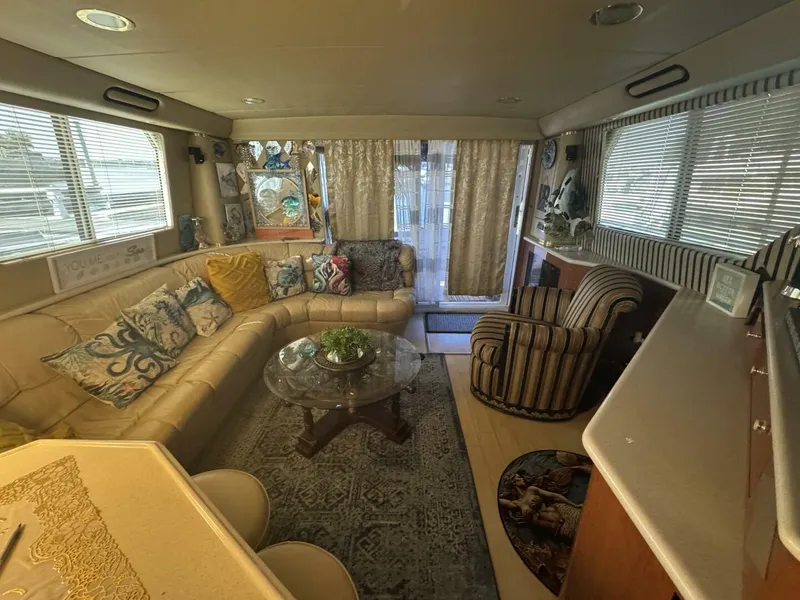 Slide: The Image of Sea Ray 550 Sedan Bridge 1998 - 5636977