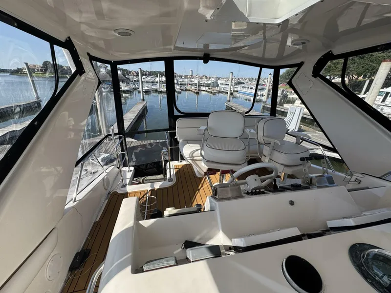 Slide: The Image of Sea Ray 550 Sedan Bridge 1998 - 5636962