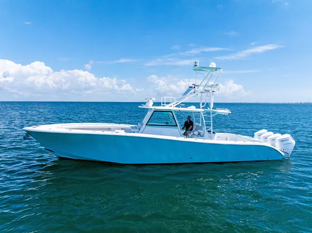 Slide: The Image of Yellowfin 42 Offshore 2017 - 50