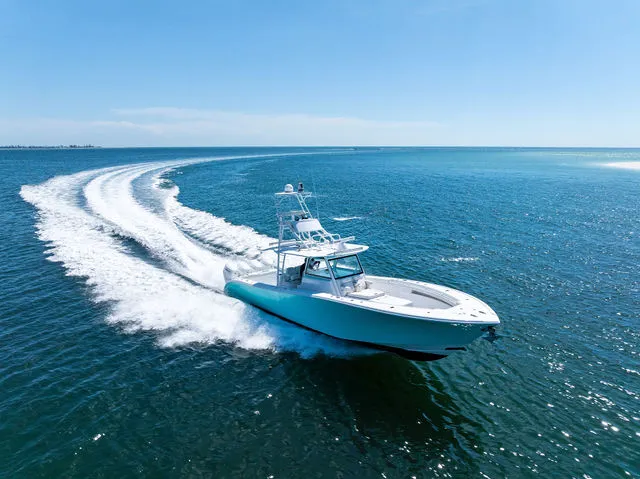 Slide: The Image of Yellowfin 42 Offshore 2017 - 58