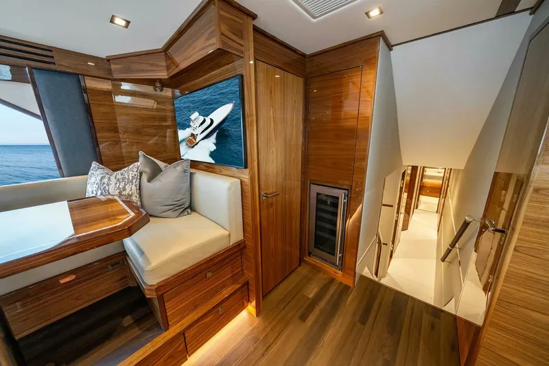 Slide: The Image of Viking 82 Sky Bridge 2026 - 5611338