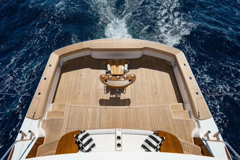 Slide: The Image of Viking 90 Sky Bridge 2026 - 5611640