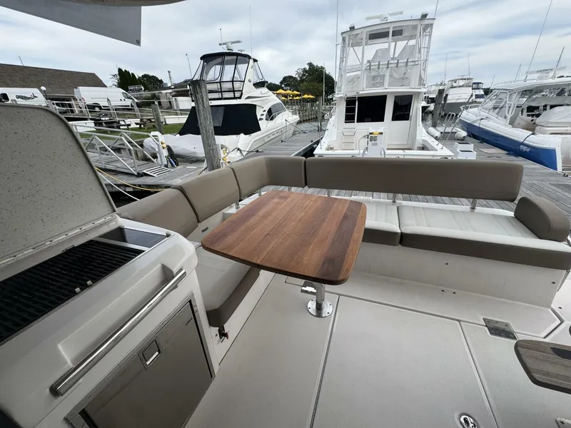 Slide: The Image of Regal 42 Fly 2017 - 5612095