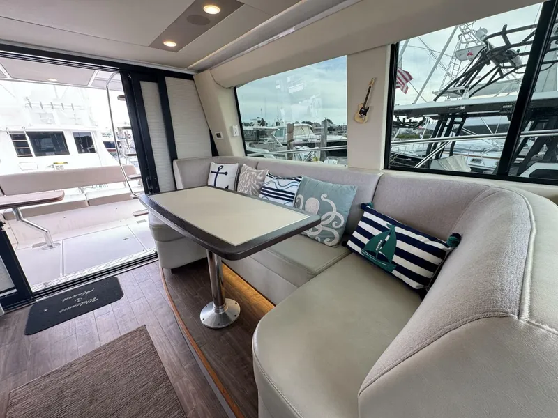 Slide: The Image of Regal 42 Fly 2017 - 5612123