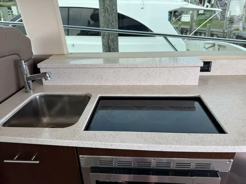 Slide: The Image of Regal 42 Fly 2017 - 5612106