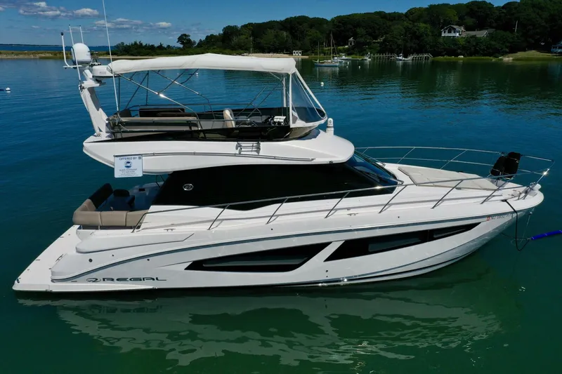 Slide: The Image of Regal 42 Fly 2017 - 5611956