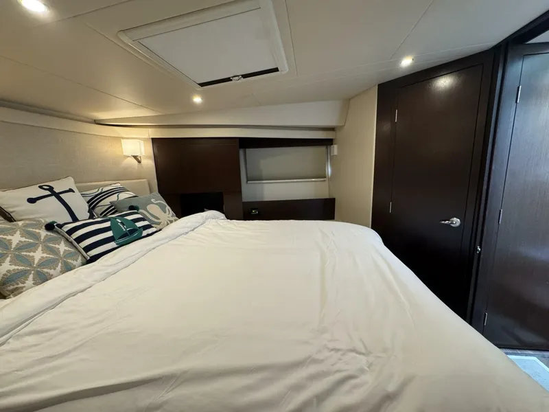 Slide: The Image of Regal 42 Fly 2017 - 5612217